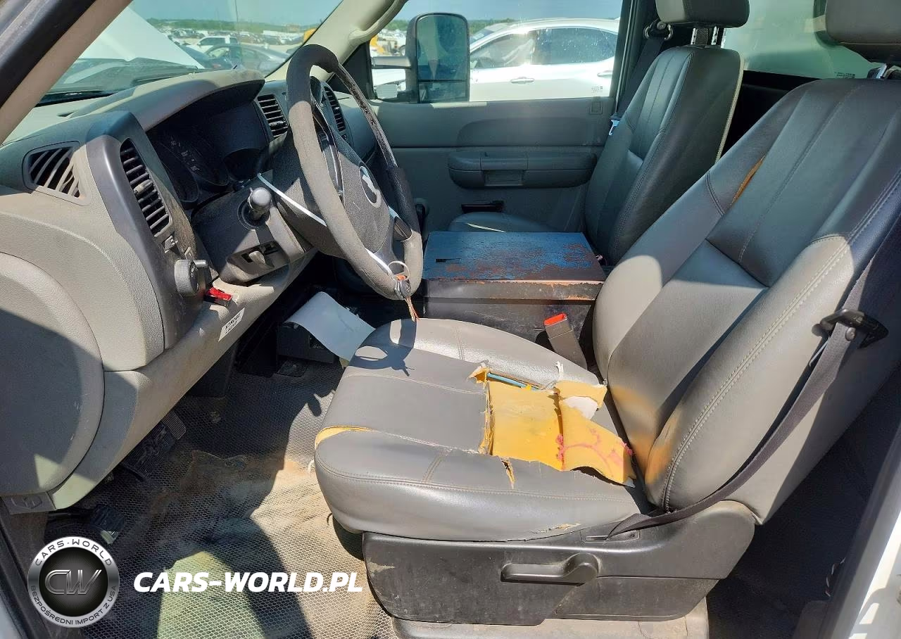 2008 Chevrolet Silverado C1500 VIN:1GCEC14X78Z142055 - 7