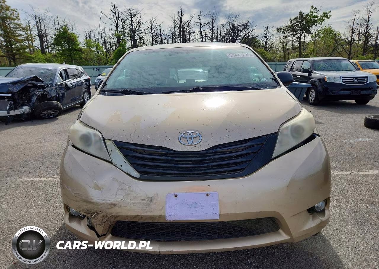 2011 Toyota Sienna VIN:5TDZK3DC2BS078206 - 5