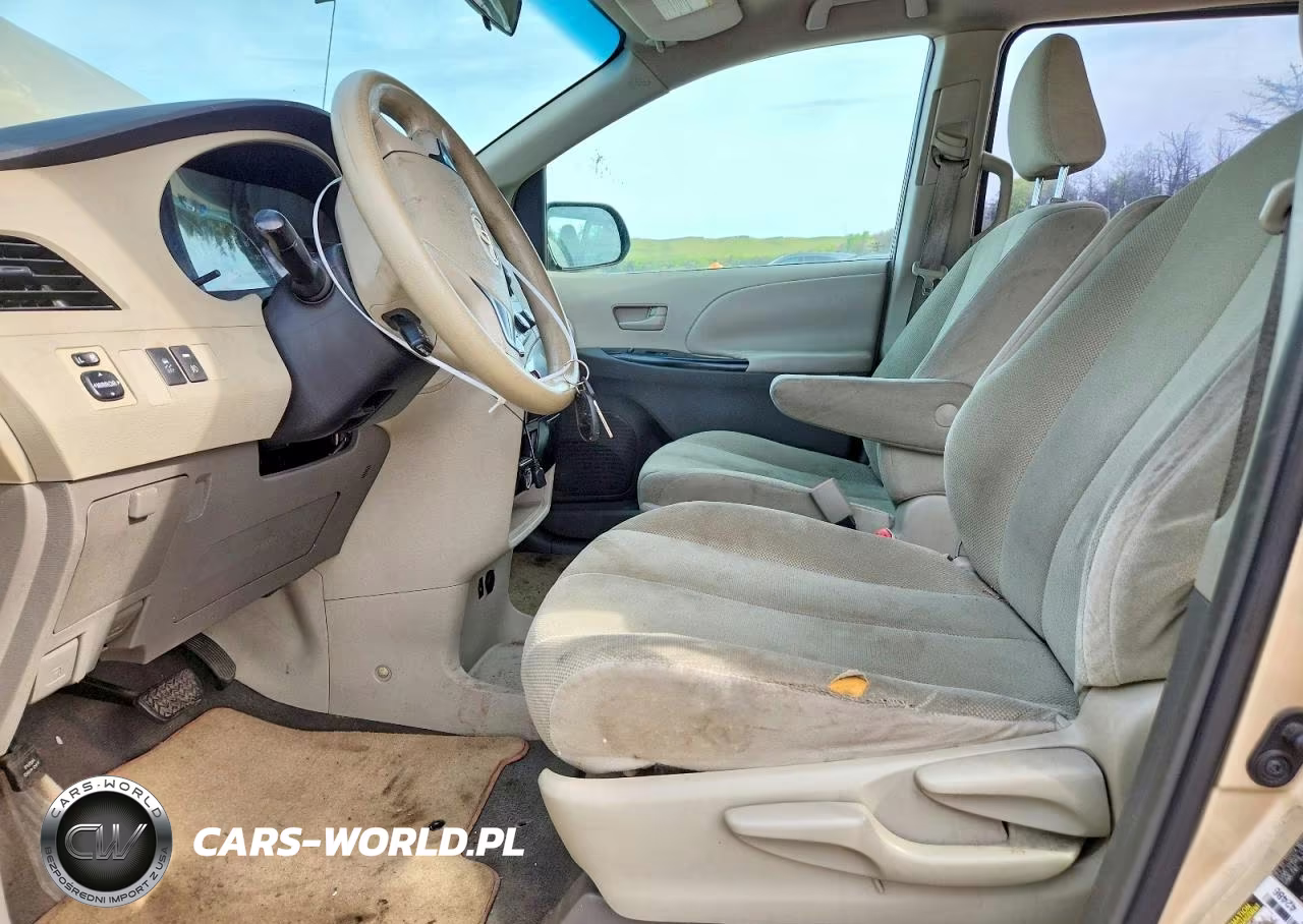 2011 Toyota Sienna VIN:5TDZK3DC2BS078206 - 7