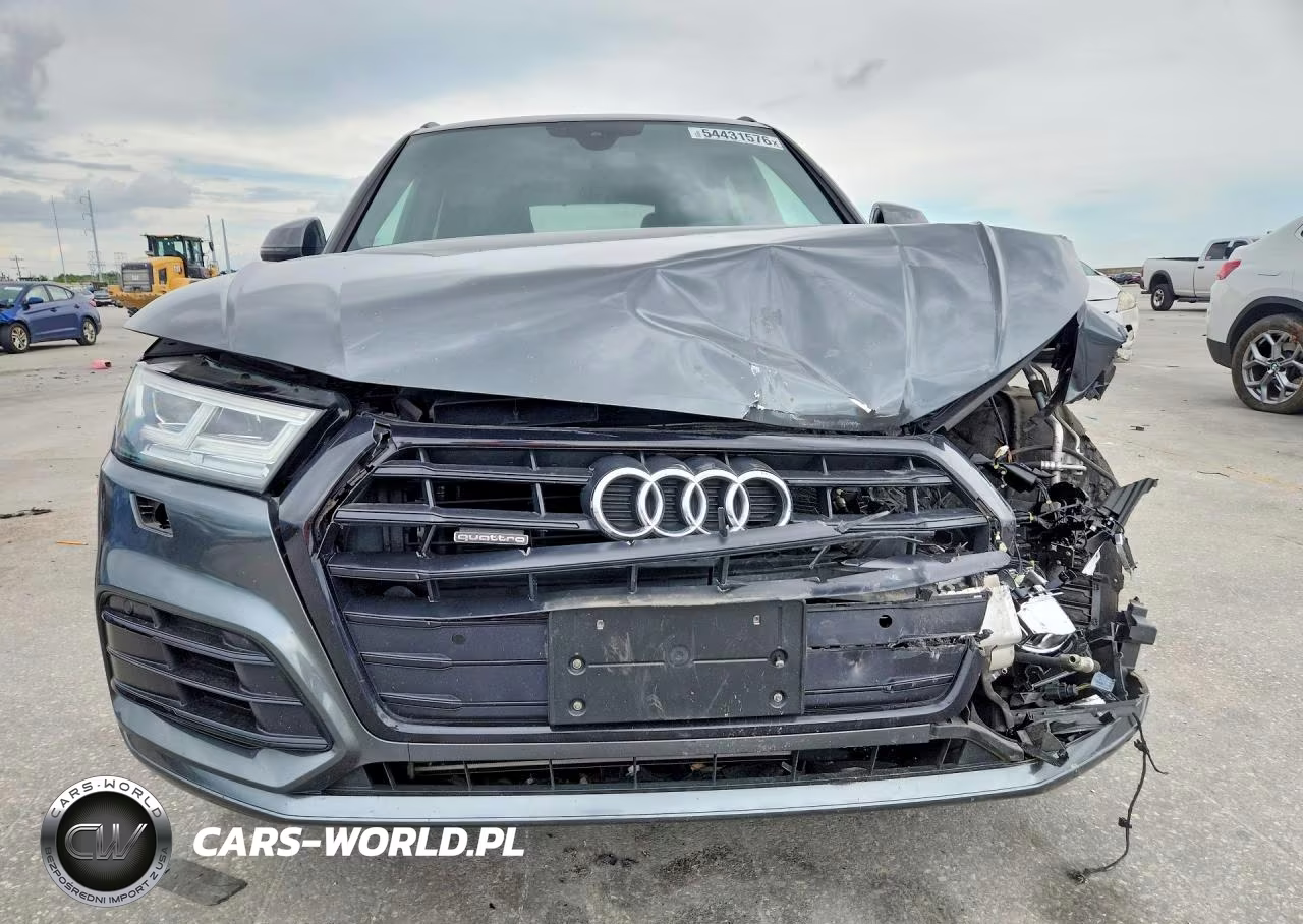 2020 Audi Q5 Titanium Premium Plus VIN:WA1ENAFY0L2112231 - 5