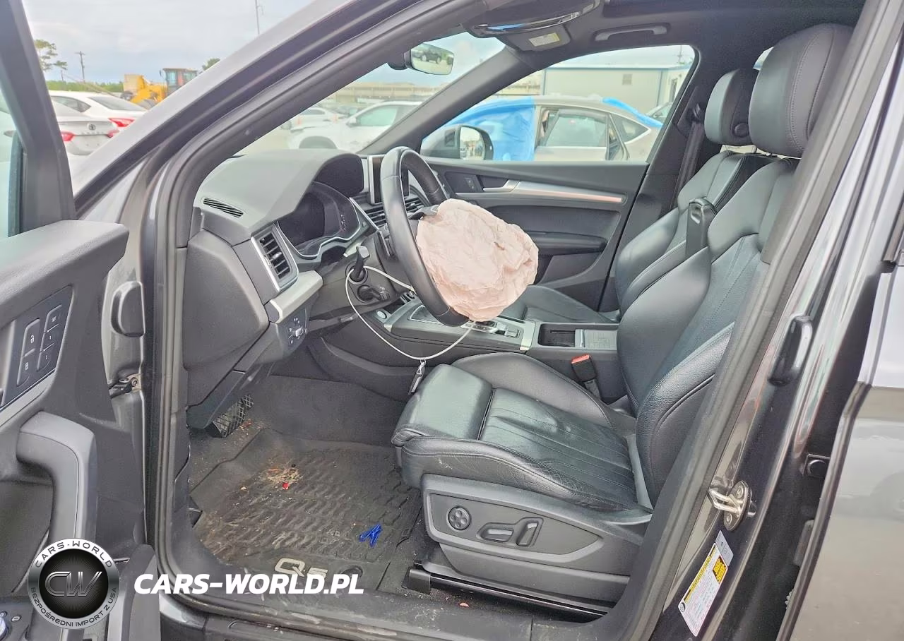 2020 Audi Q5 Titanium Premium Plus VIN:WA1ENAFY0L2112231 - 7