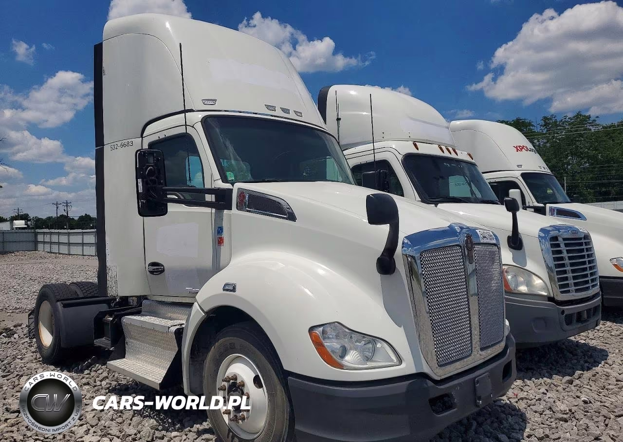 2017 Kenworth T680 Semi Truck