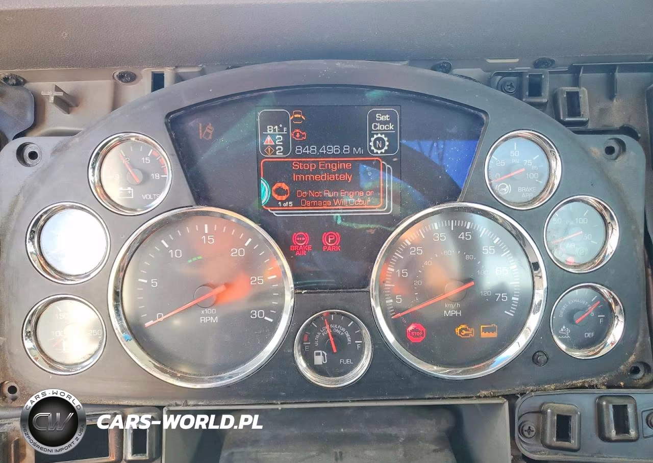 2017 Kenworth T680 Semi Truck VIN:1XKYAP8XXHJ171648 - 8