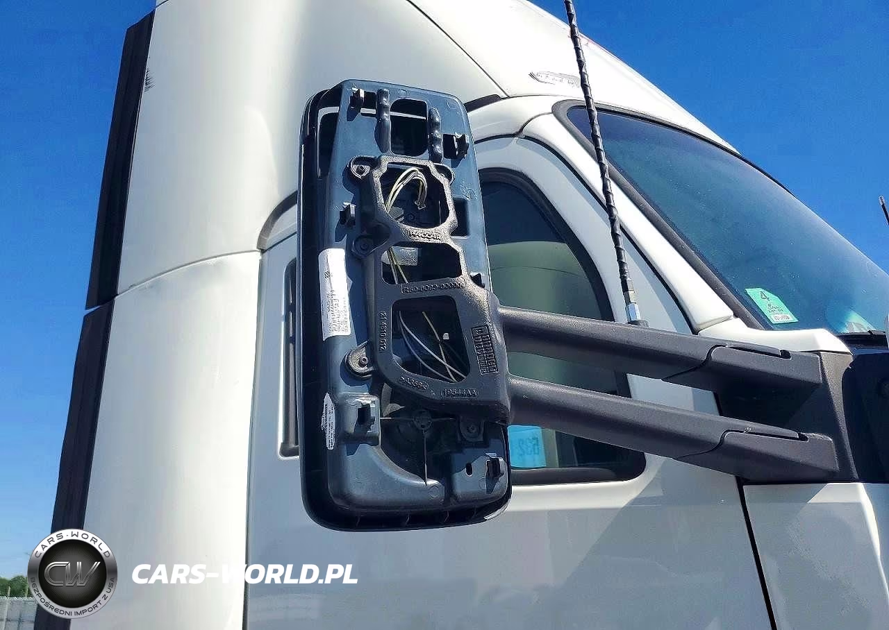 2017 Kenworth T680 Semi Truck VIN:1XKYAP8XXHJ171648 - 9
