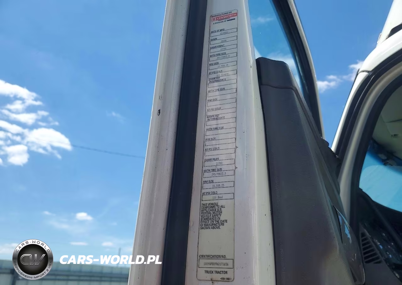 2017 Kenworth T680 Semi Truck VIN:1XKYAP8X9HJ171656 - 10