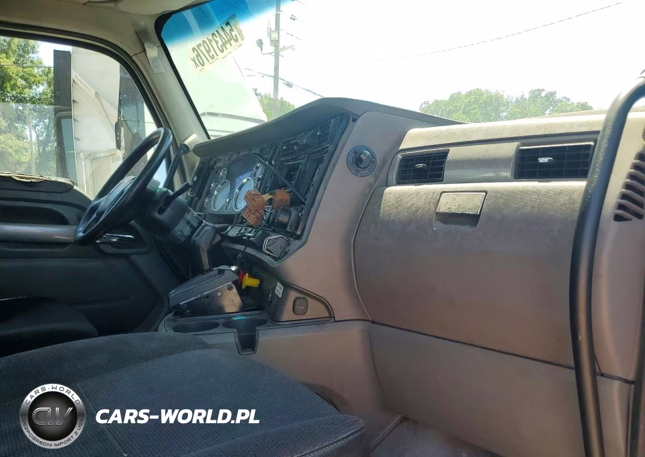 2017 Kenworth T680 Semi Truck VIN:1XKYAP8X9HJ171656 - 5