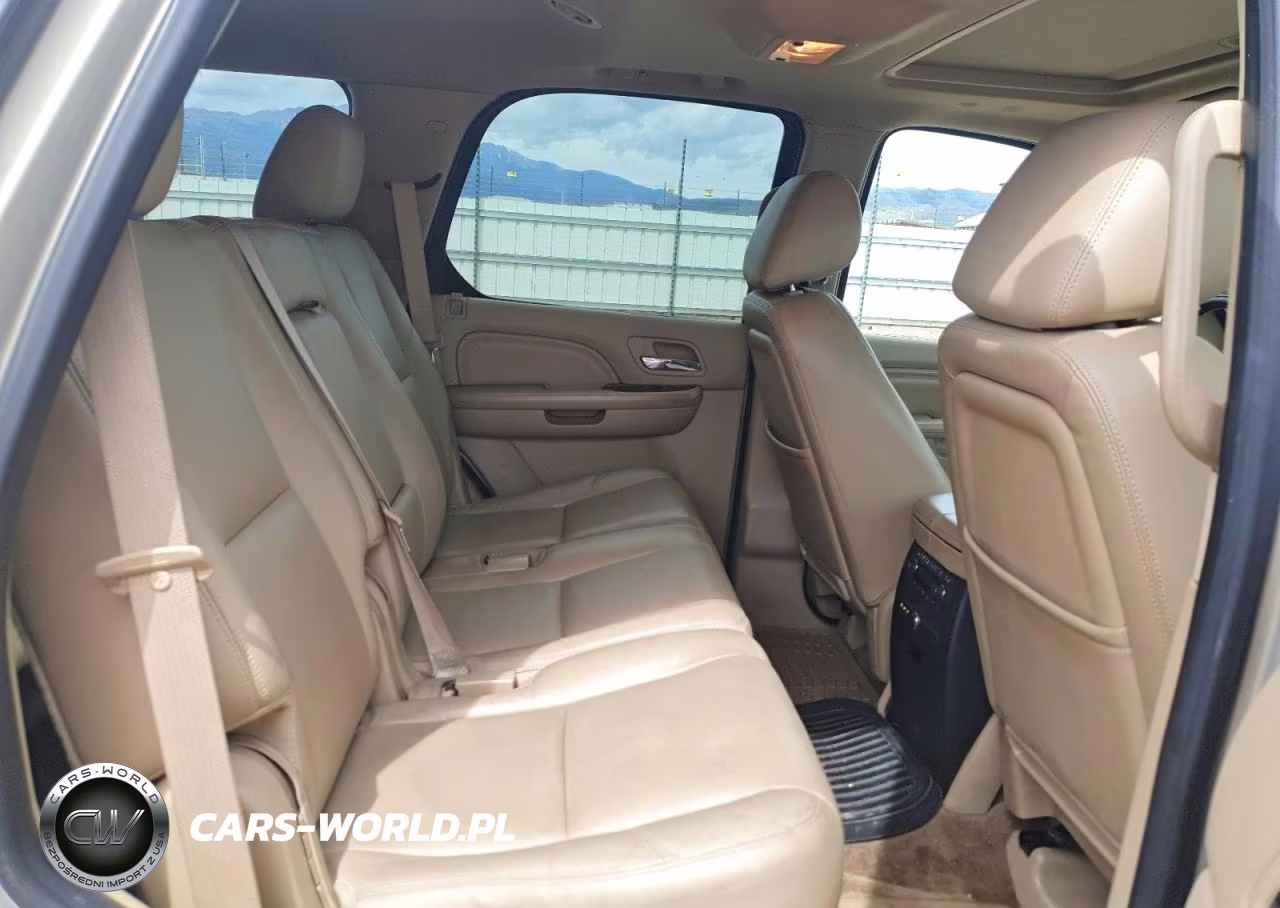 2012 Cadillac Escalade Luxury VIN:1GYS4BEF8CR142970 - 11