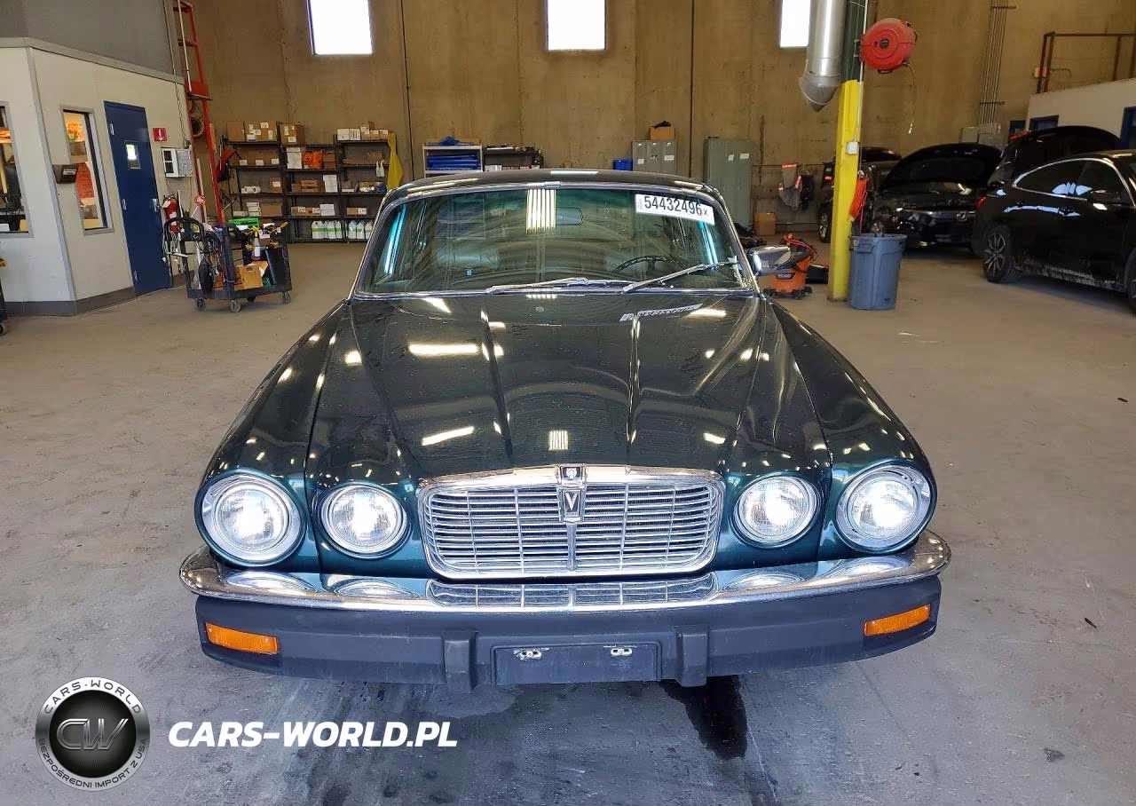 1979 Jaguar 12L VIN:JBVLV49C104477 - 5
