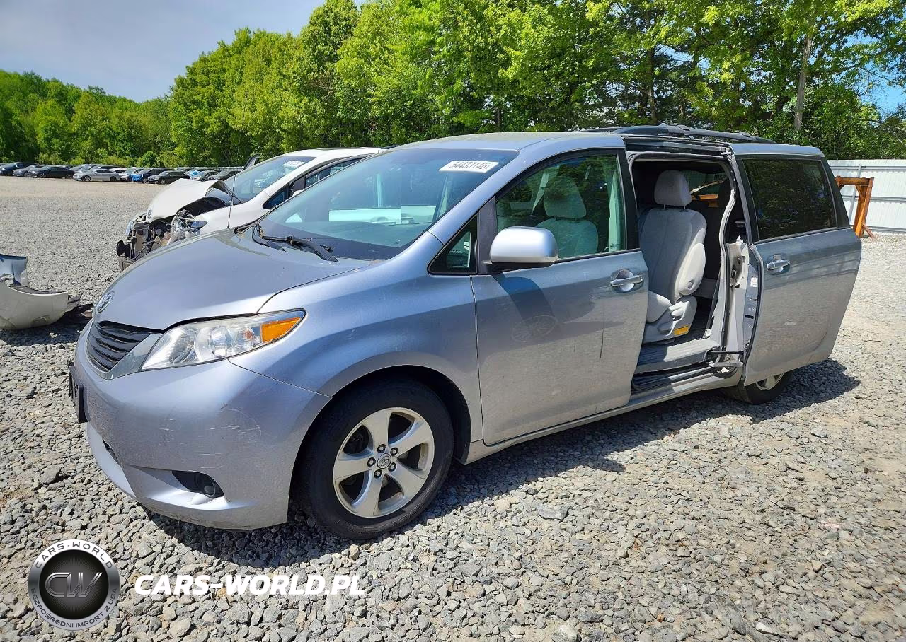 2012 Toyota Sienna Le