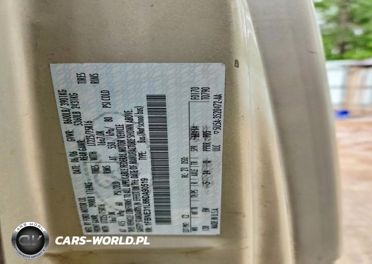 2006 Ford Econoline E350 Super Duty Wagon VIN:1FBNE31L66DA90519 - 13