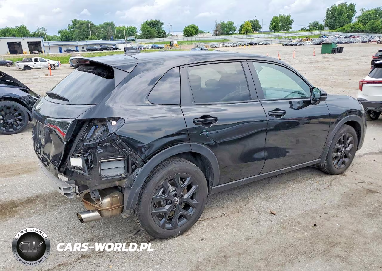 2025 Honda Hr-V Sport VIN:3CZRZ2H5XSM725527 - 3