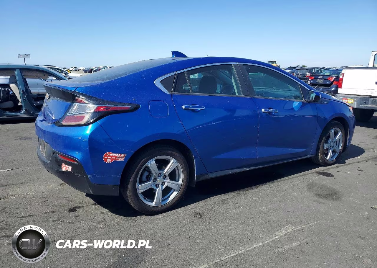 2018 Chevrolet Volt Lt VIN:1G1RC6S57JU116647 - 3