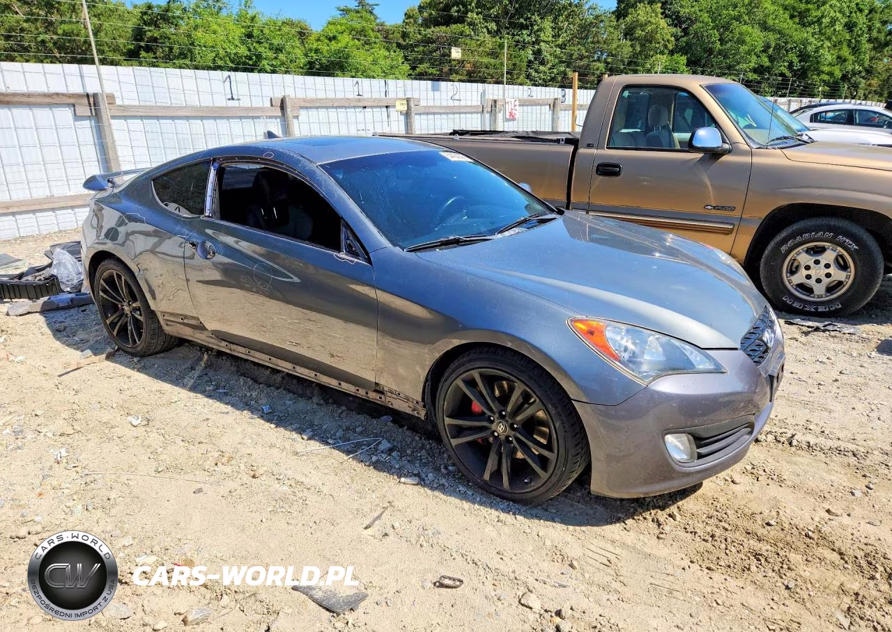 2010 Hyundai Genesis Coupe 3.8L VIN:KMHHU6KH9AU013087 - 4