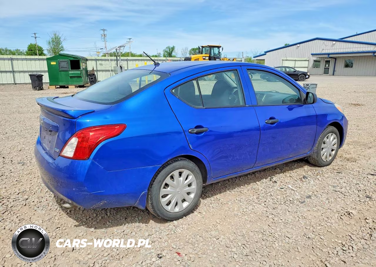 2014 Nissan Versa 1.6 S Plus VIN:3N1CN7AP3EL869403 - 3