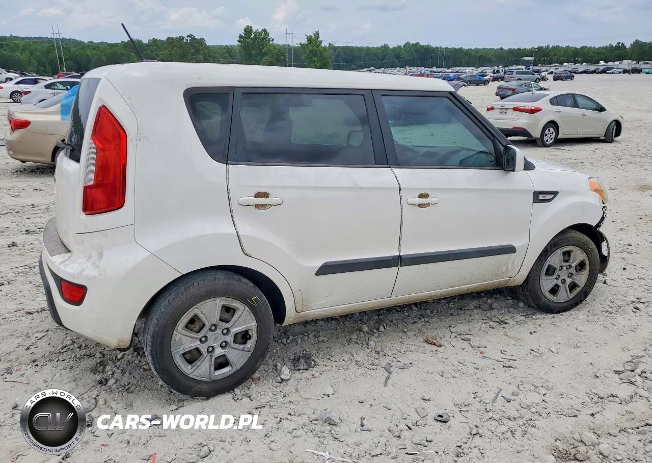 2013 Kia Soul Base VIN:KNDJT2A59D7525508 - 3