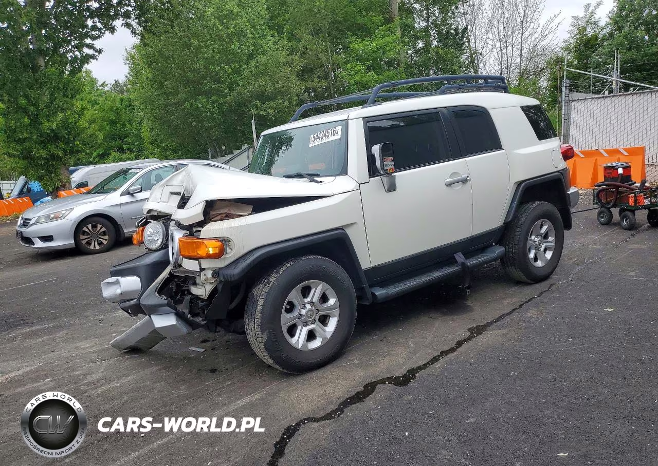 2014 Toyota Fj Cruiser Base