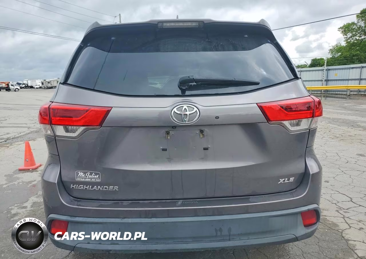 2018 Toyota Highlander Xle VIN:5TDKZRFH0JS532752 - 6