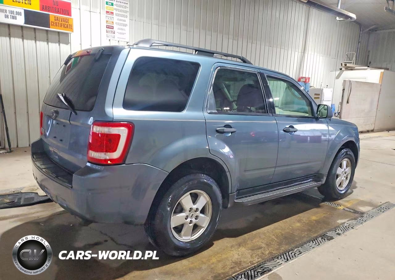 2010 Ford Escape Xlt VIN:1FMCU0D74AKA94006 - 3