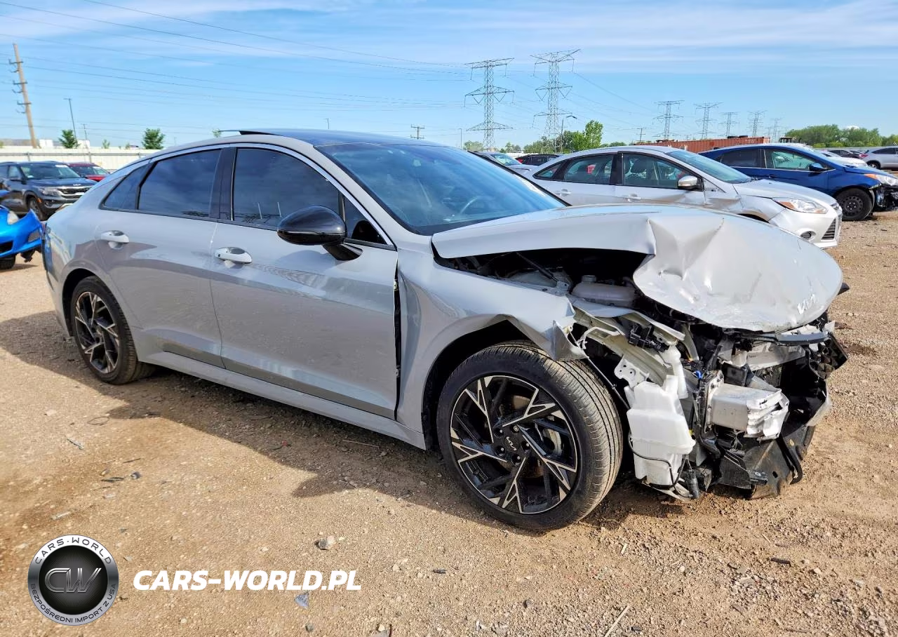 2025 Kia K5 Gt Line VIN:KNAG64J76S5318952 - 4