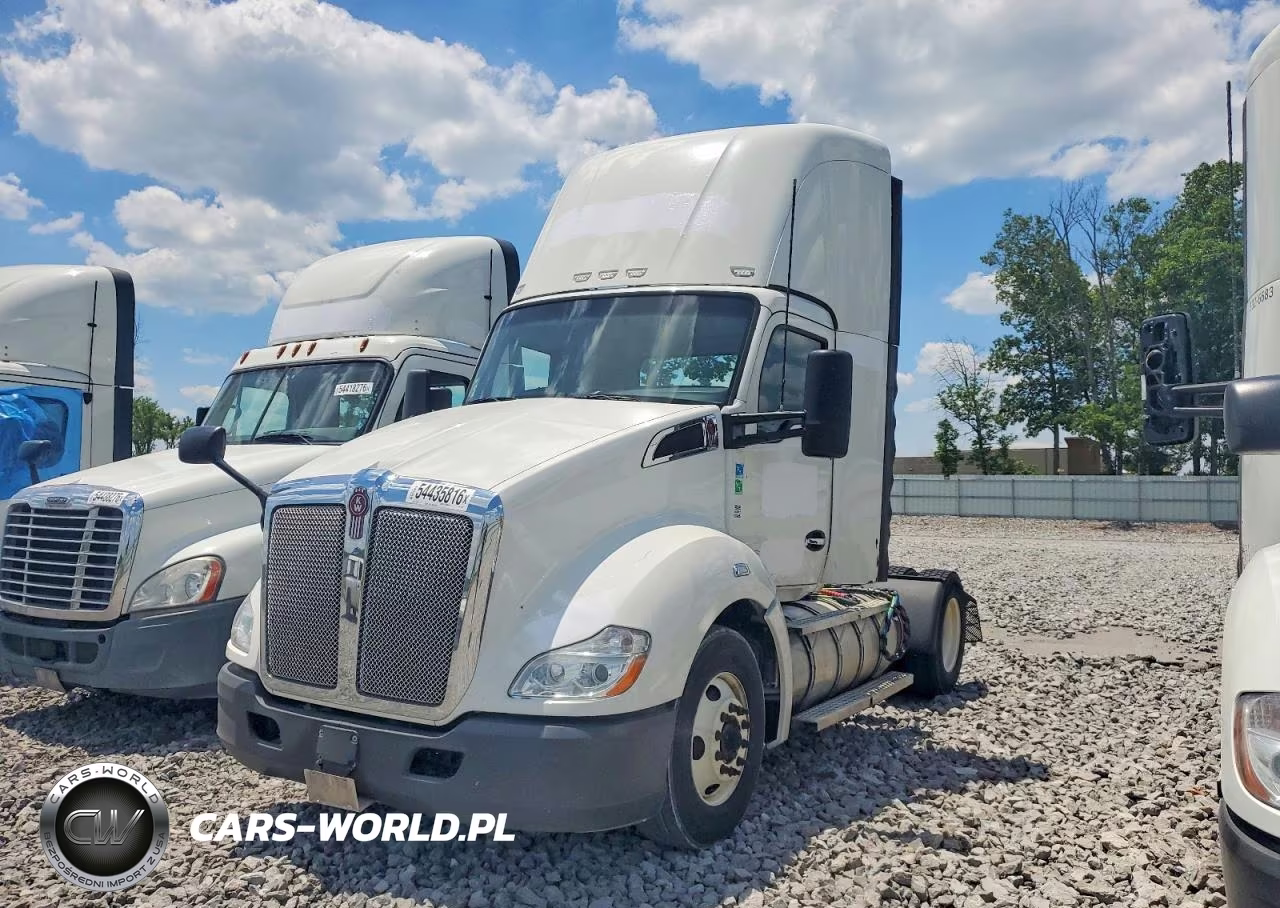 2017 Kenworth T680 Semi Truck VIN:1XKYAP8X0HJ171657 - 2