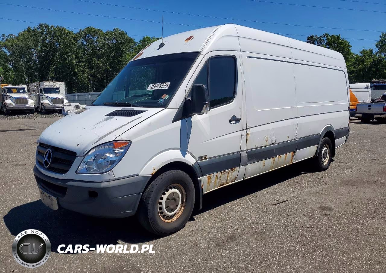 2007 Freightliner Sprinter 2500 Delivery Van