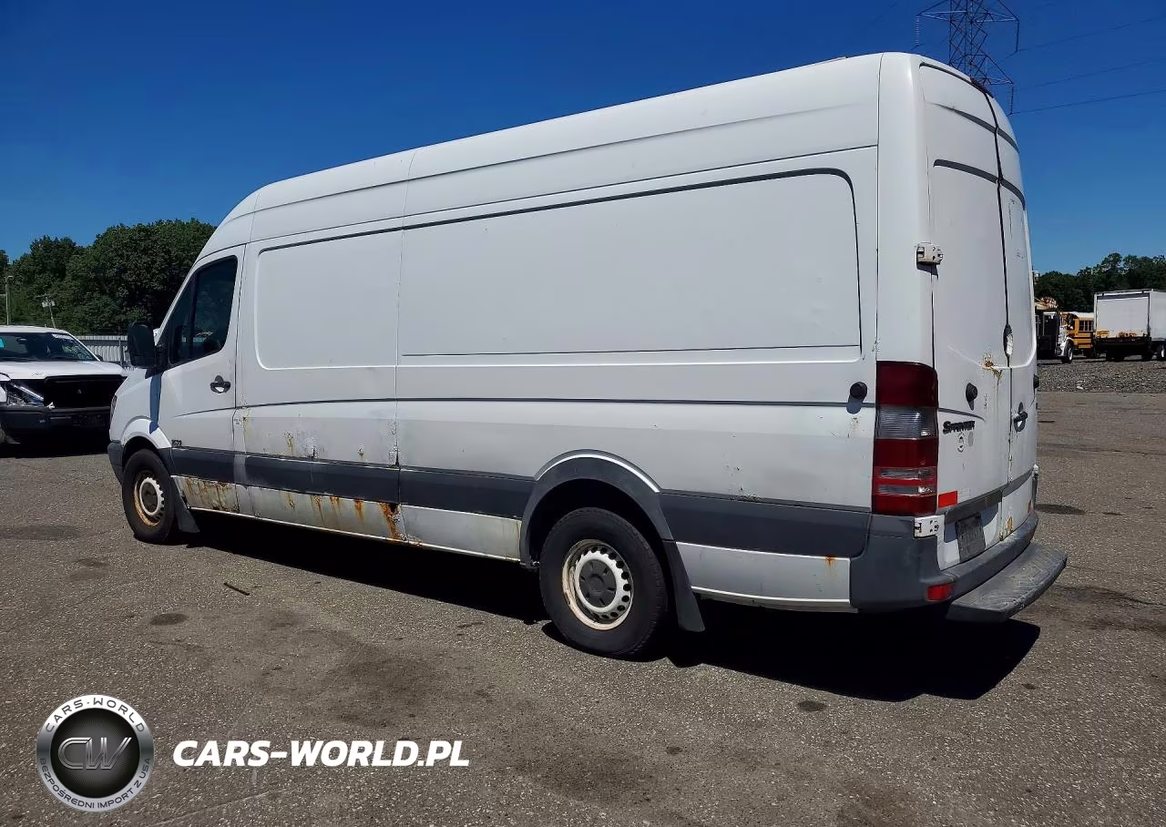 2007 Freightliner Sprinter 2500 Delivery Van VIN:WDYPE845X75165740 - 2
