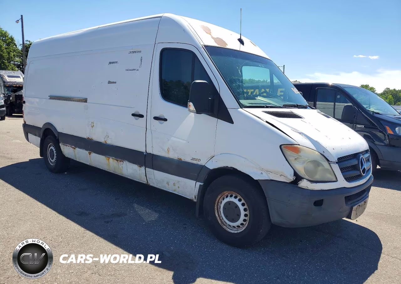 2007 Freightliner Sprinter 2500 Delivery Van VIN:WDYPE845X75165740 - 4