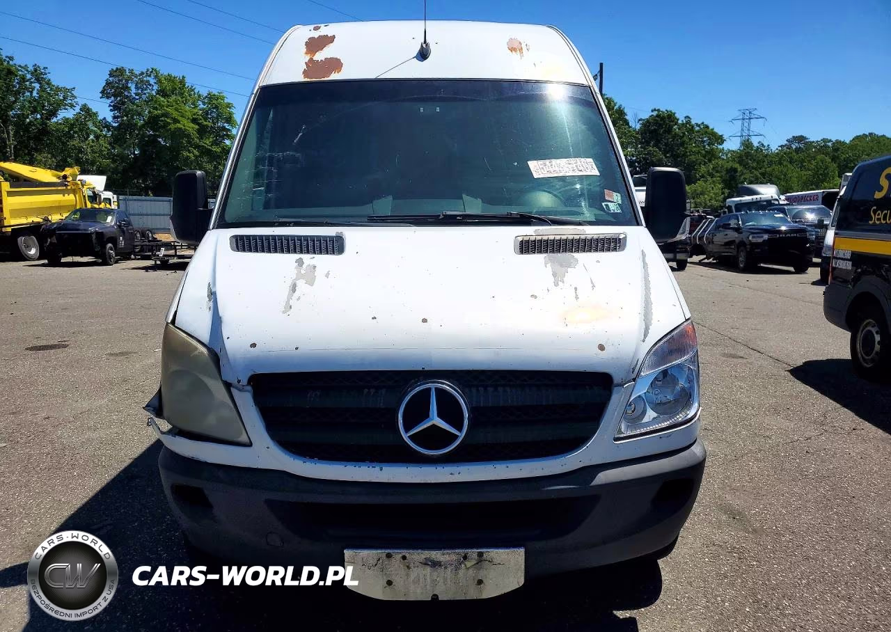 2007 Freightliner Sprinter 2500 Delivery Van VIN:WDYPE845X75165740 - 5