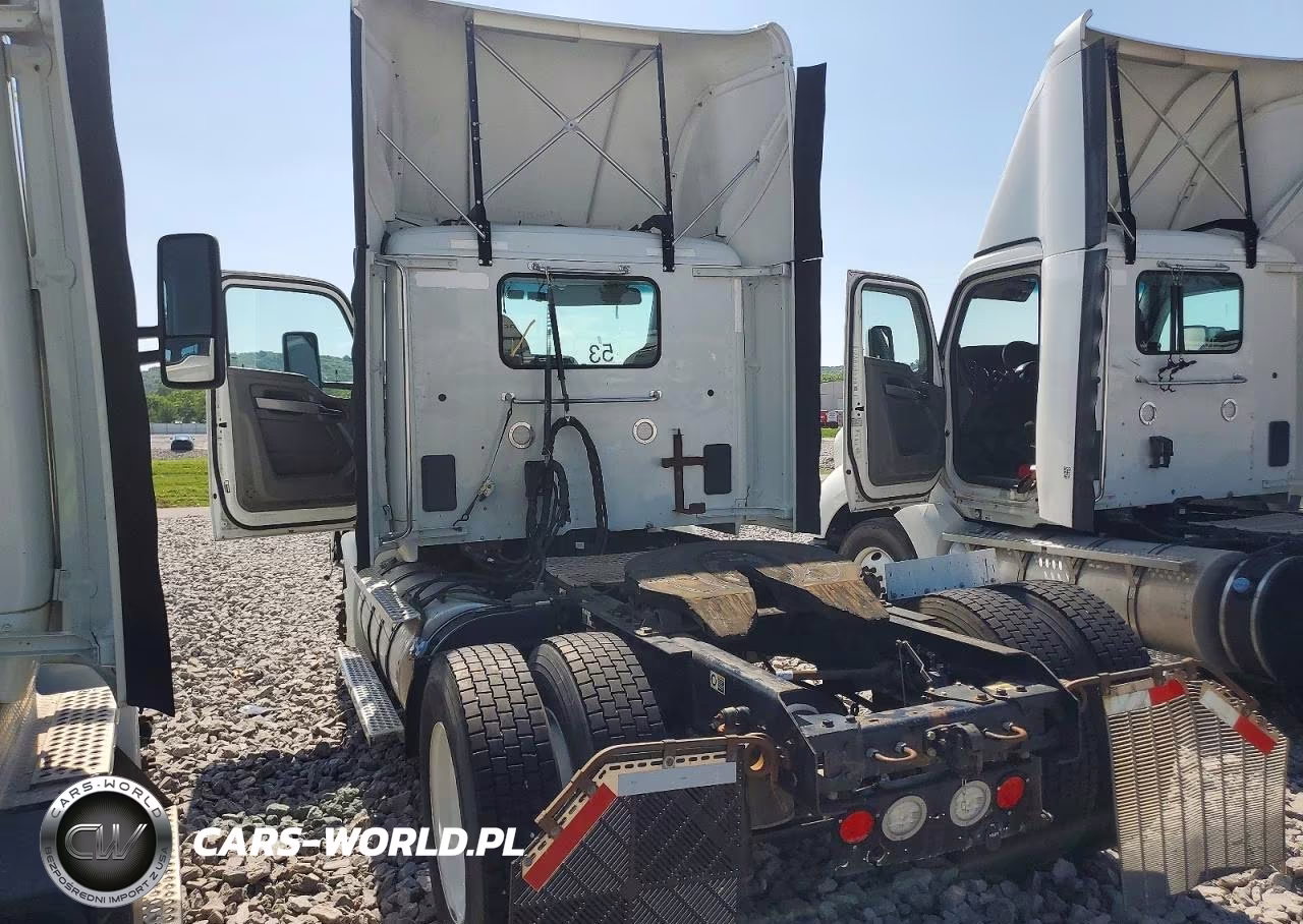 2017 Kenworth Constructi - Semi Truck VIN:1XKYAP8X4HJ171659 - 4