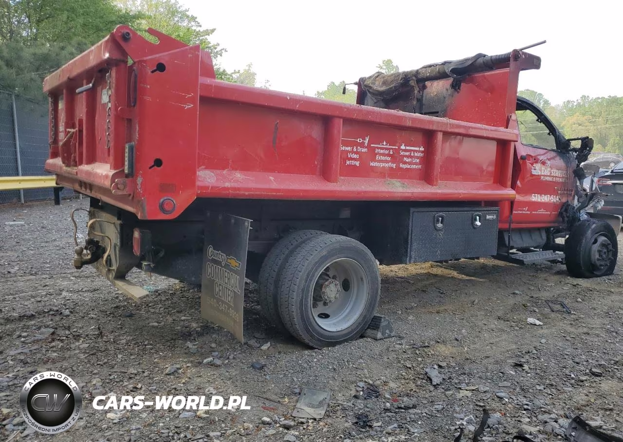 2021 Chevrolet Silverado Medium Duty VIN:1HTKJPVK6MH564142 - 3