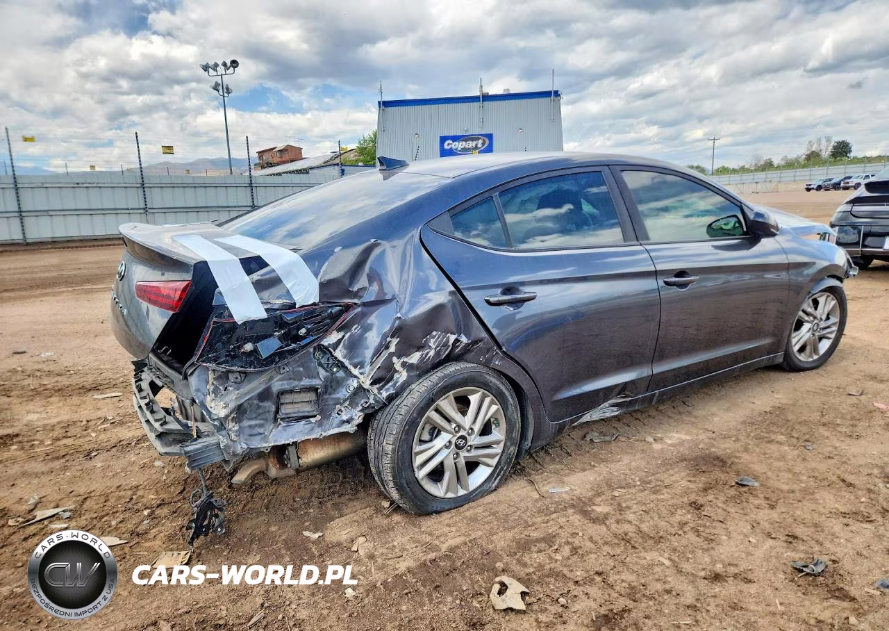 2020 Hyundai Elantra Sel VIN:5NPD84LF1LH560408 - 3