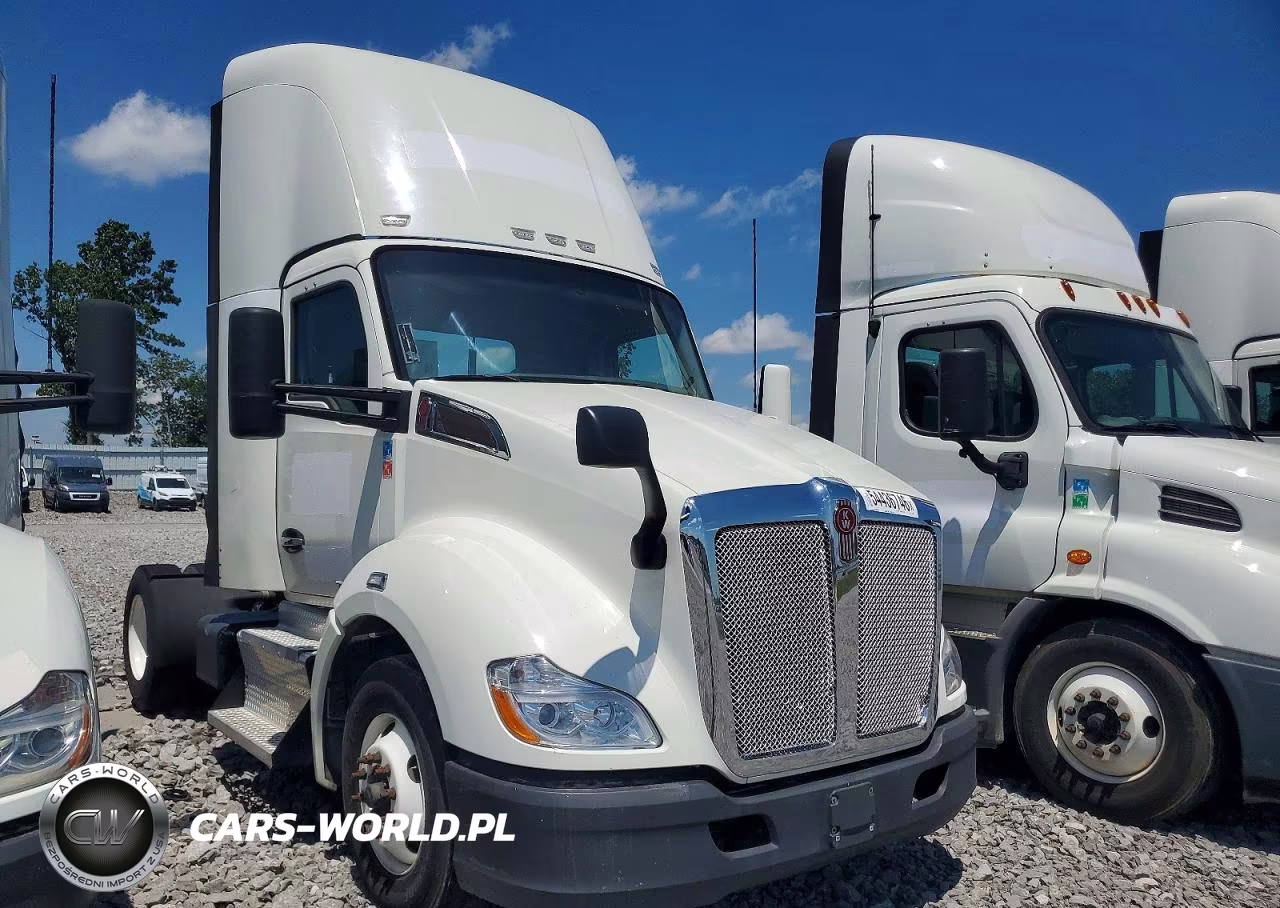 2017 Kenworth T680 Semi Truck – zdjęcie 1 z 10