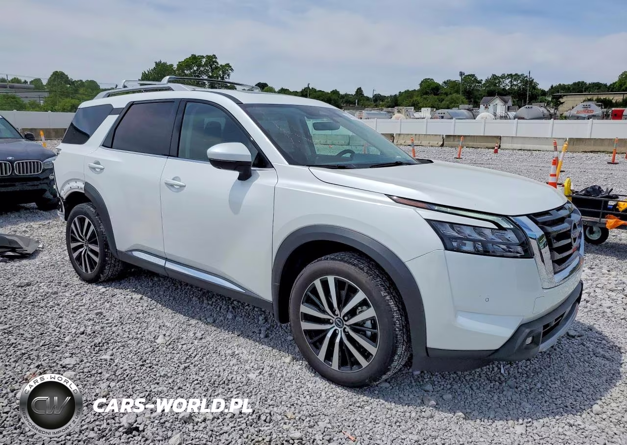 2025 Nissan Pathfinder Platinum VIN:5N1DR3DK9SC215944 - 4