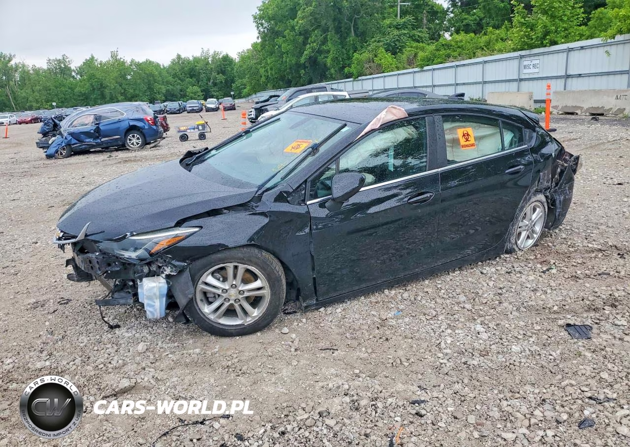 2018 Chevrolet Cruz – zdjęcie 1 z 12