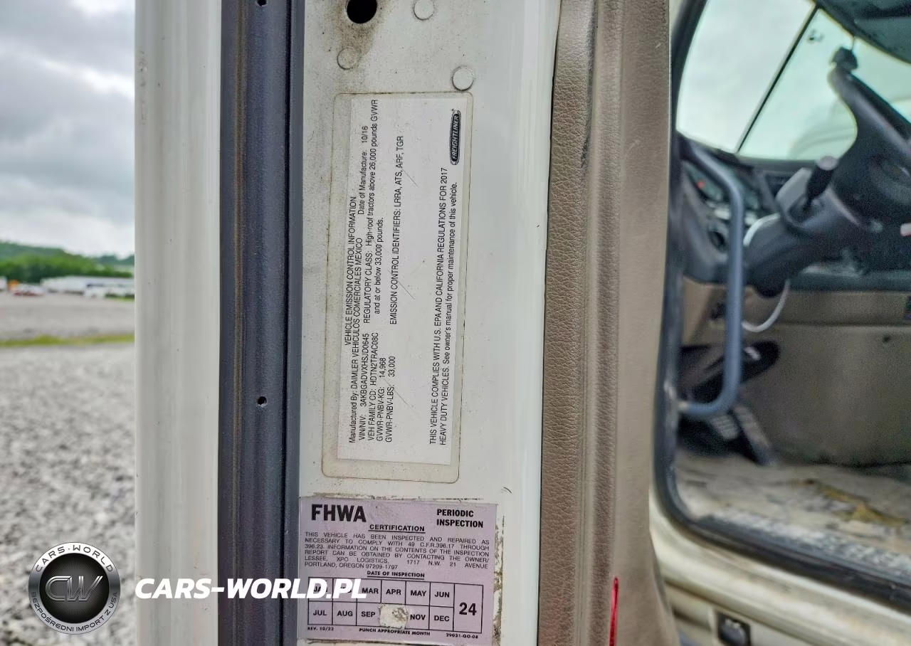 2017 Freightliner Cascadia 113 Semi Truck VIN:3AKBGADVXHSJD0645 - 10
