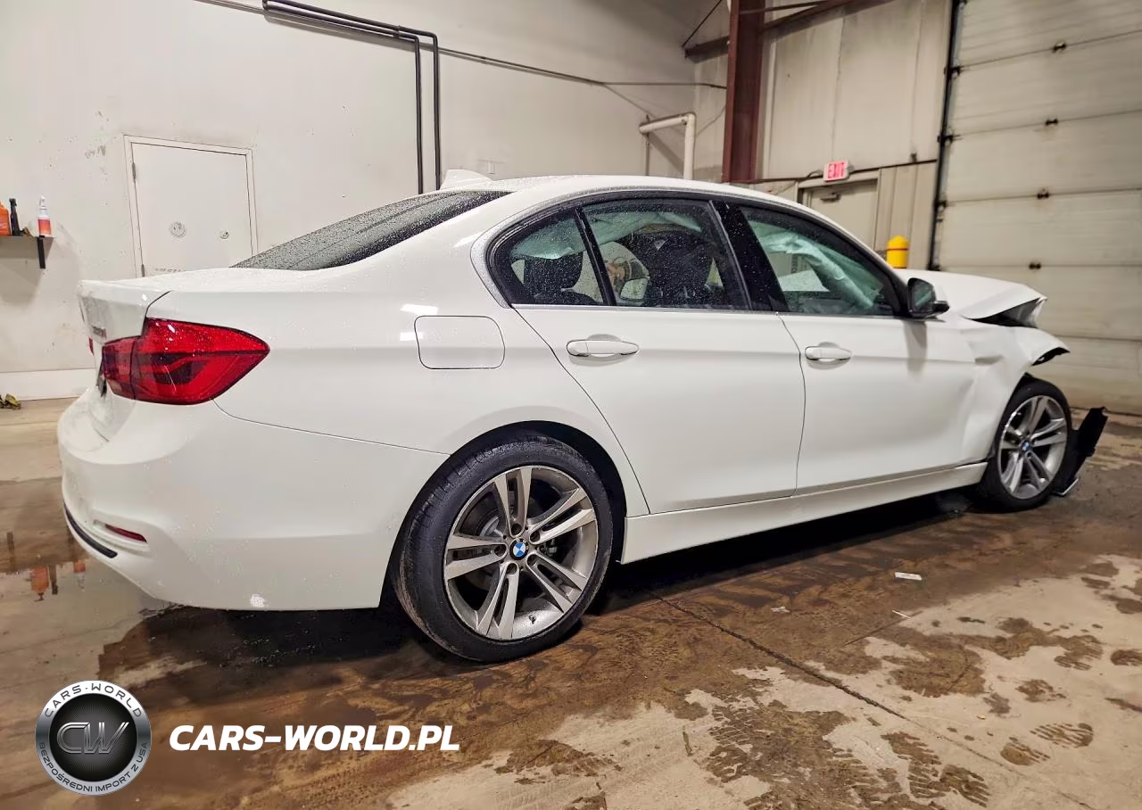 2018 BMW 330 Xi VIN:WBA8D9G54JNU72569 - 3