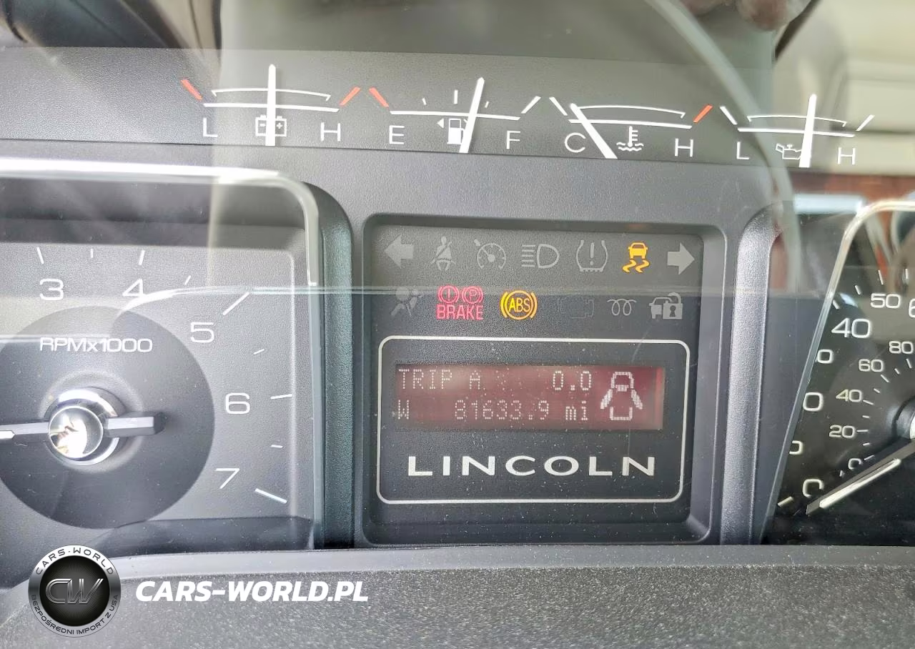 2011 Lincoln Navigator VIN:5LMJJ2J58BEJ01440 - 9