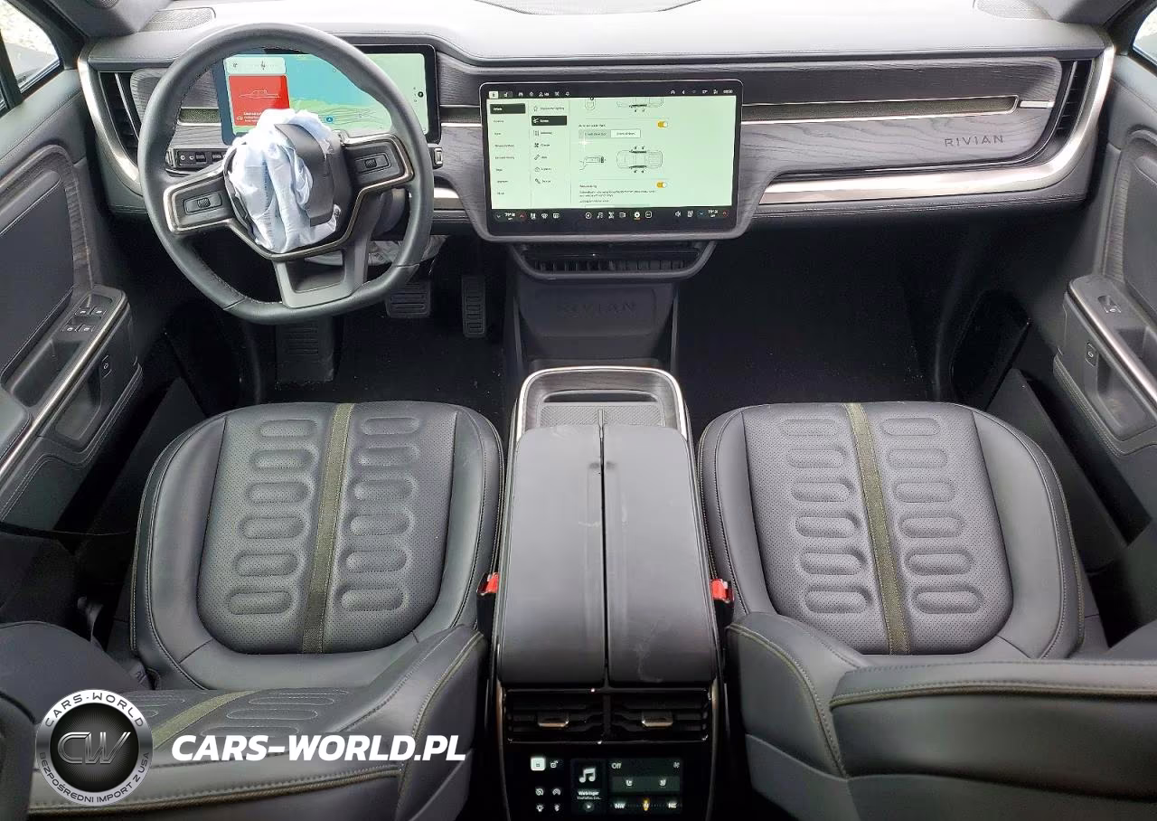 2025 Rivian R1T Adventure VIN:7FCTGBAA5SN035063 - 8
