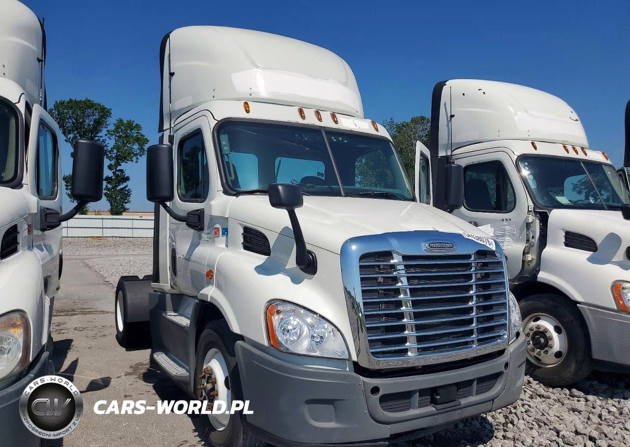 2017 Freightliner Cascadia 1 - Semi Truck