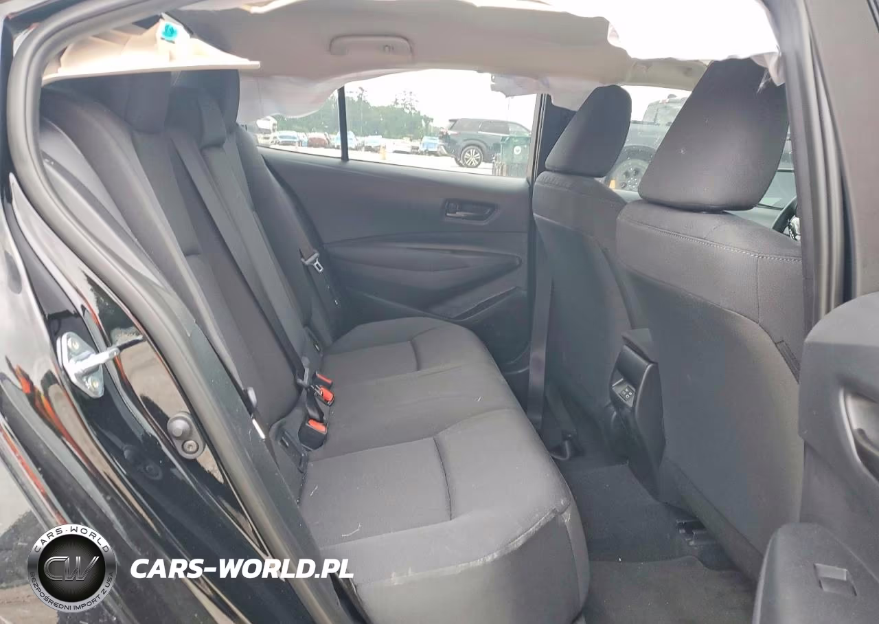 2026 Toyota Corolla Le VIN:5YFB4MDE6TP423914 - 10
