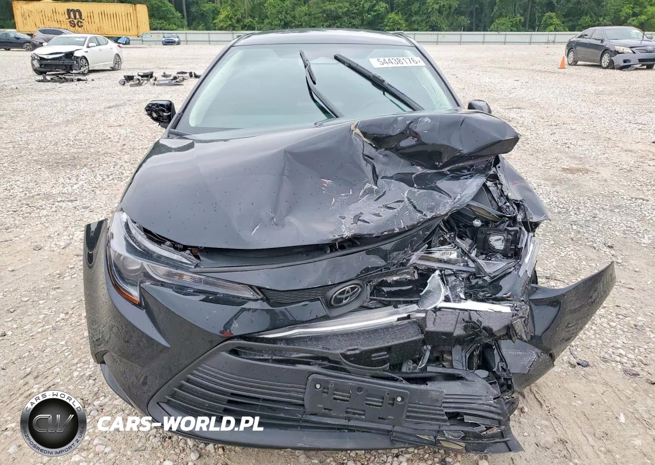 2026 Toyota Corolla Le VIN:5YFB4MDE6TP423914 - 5