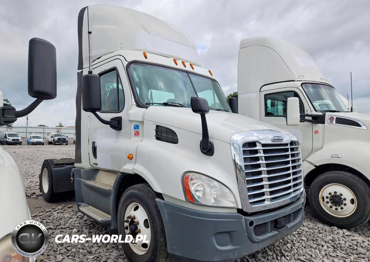 2017 Freightliner Cascadia 1 - Semi Truck