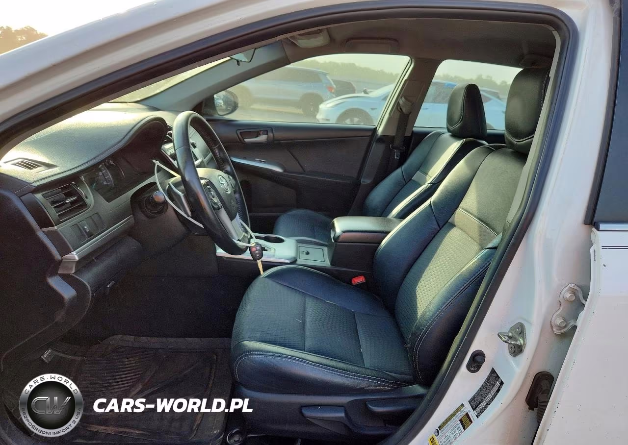 2014 Toyota Camry Se VIN:4T1BF1FK8EU325920 - 7