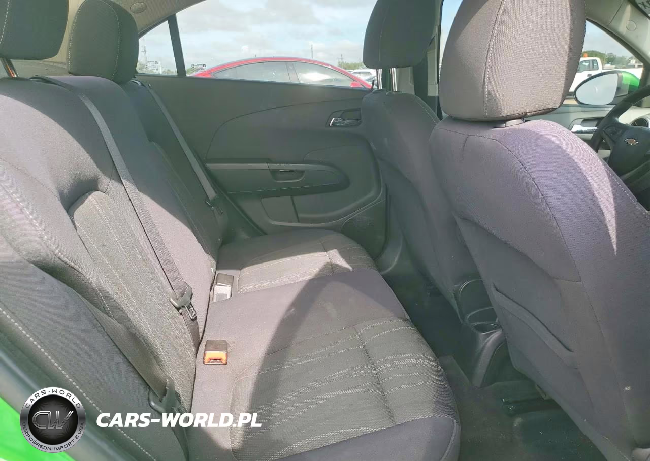 2015 Chevrolet Sonic Lt VIN:1G1JC5SH5F4119653 - 10