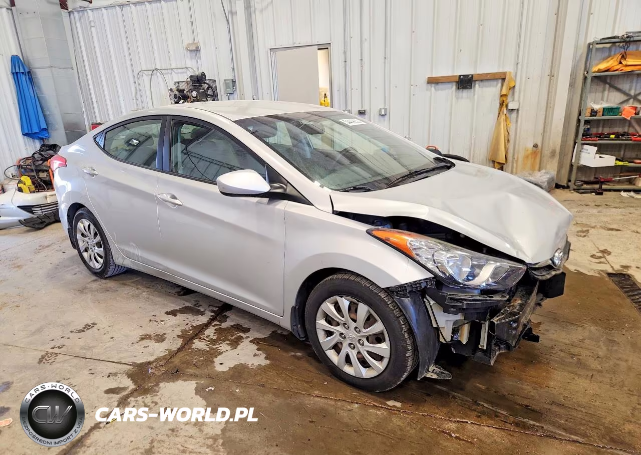 2012 Hyundai Elantra Gls VIN:KMHDH4AE9CU360517 - 4