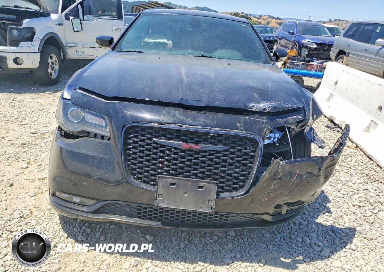 2021 Chrysler 300 S VIN:2C3CCABG9MH520210 - 5