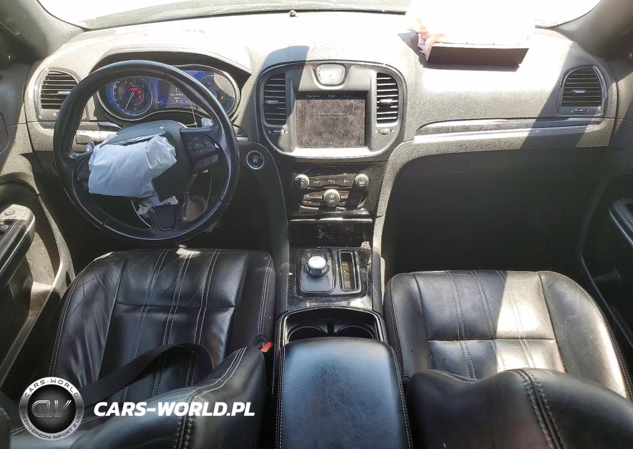 2021 Chrysler 300 S VIN:2C3CCABG9MH520210 - 8