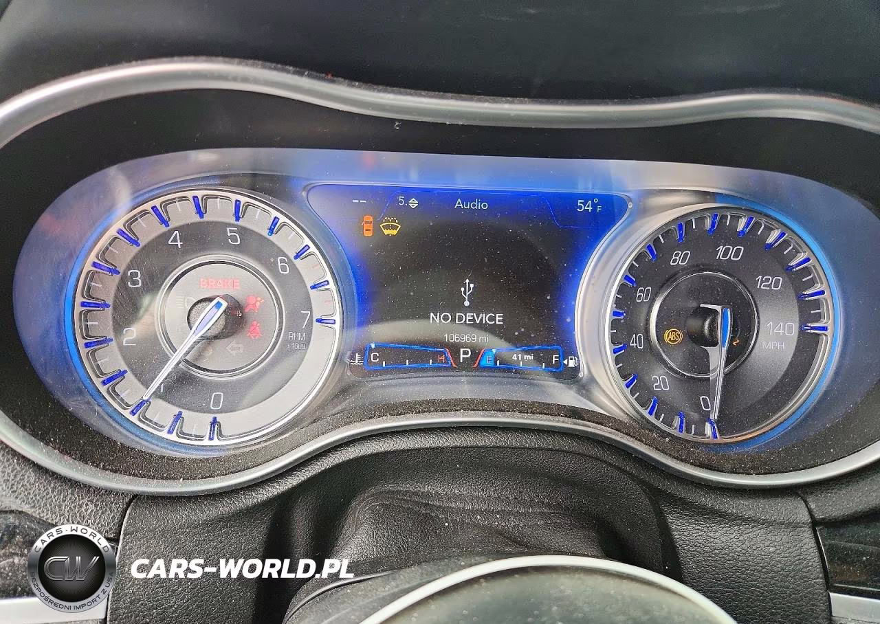 2021 Chrysler 300 S VIN:2C3CCABG9MH520210 - 9