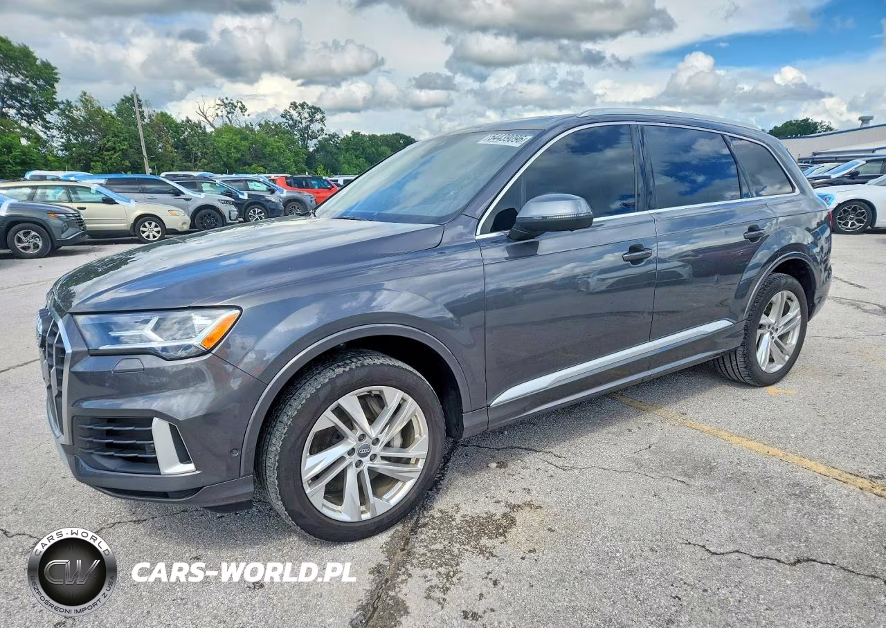2020 Audi Q7 Premium Plus