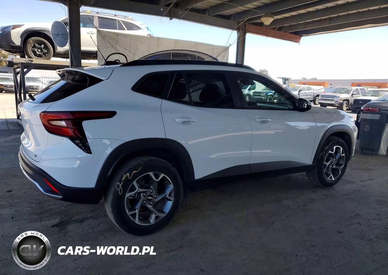 2025 Chevrolet Trax 1Lt VIN:KL77LHEP3SC204655 - 3